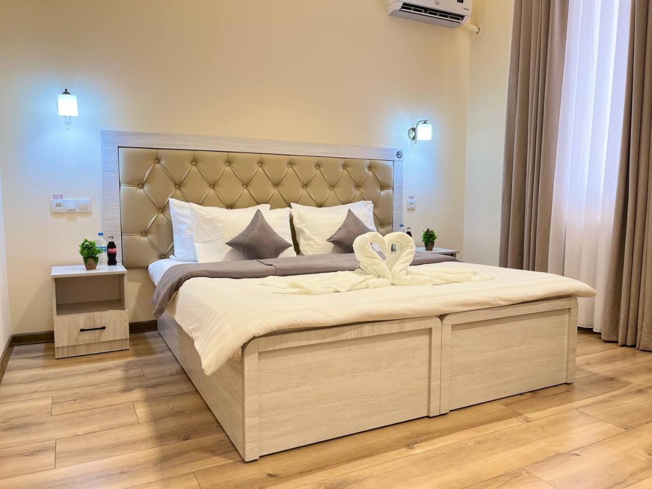 Aks Hotel Taszkent Zewnętrze zdjęcie
