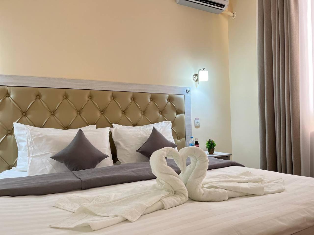 Aks Hotel Taszkent Zewnętrze zdjęcie