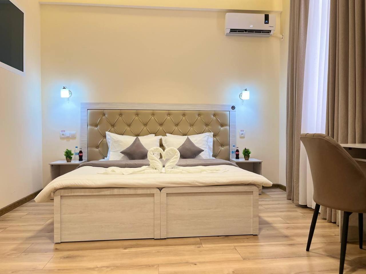 Aks Hotel Taszkent Zewnętrze zdjęcie