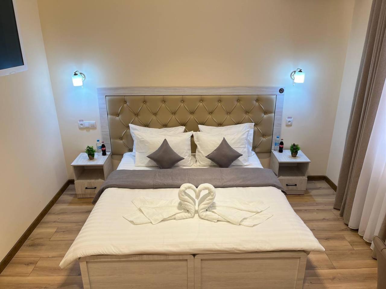 Aks Hotel Taszkent Zewnętrze zdjęcie