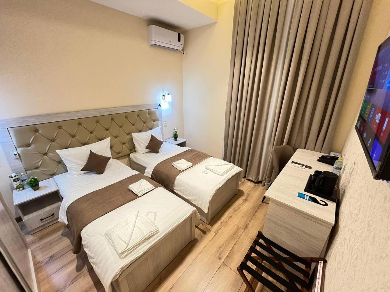 Aks Hotel Taszkent Zewnętrze zdjęcie
