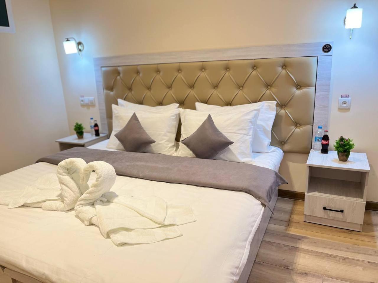 Aks Hotel Taszkent Zewnętrze zdjęcie