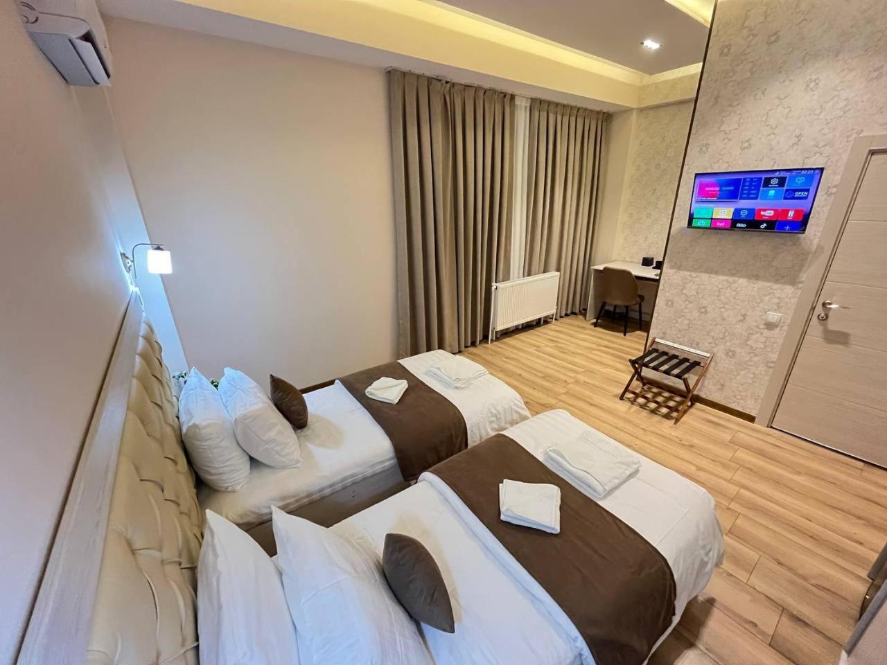 Aks Hotel Taszkent Zewnętrze zdjęcie