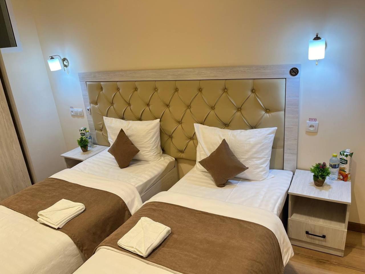 Aks Hotel Taszkent Zewnętrze zdjęcie