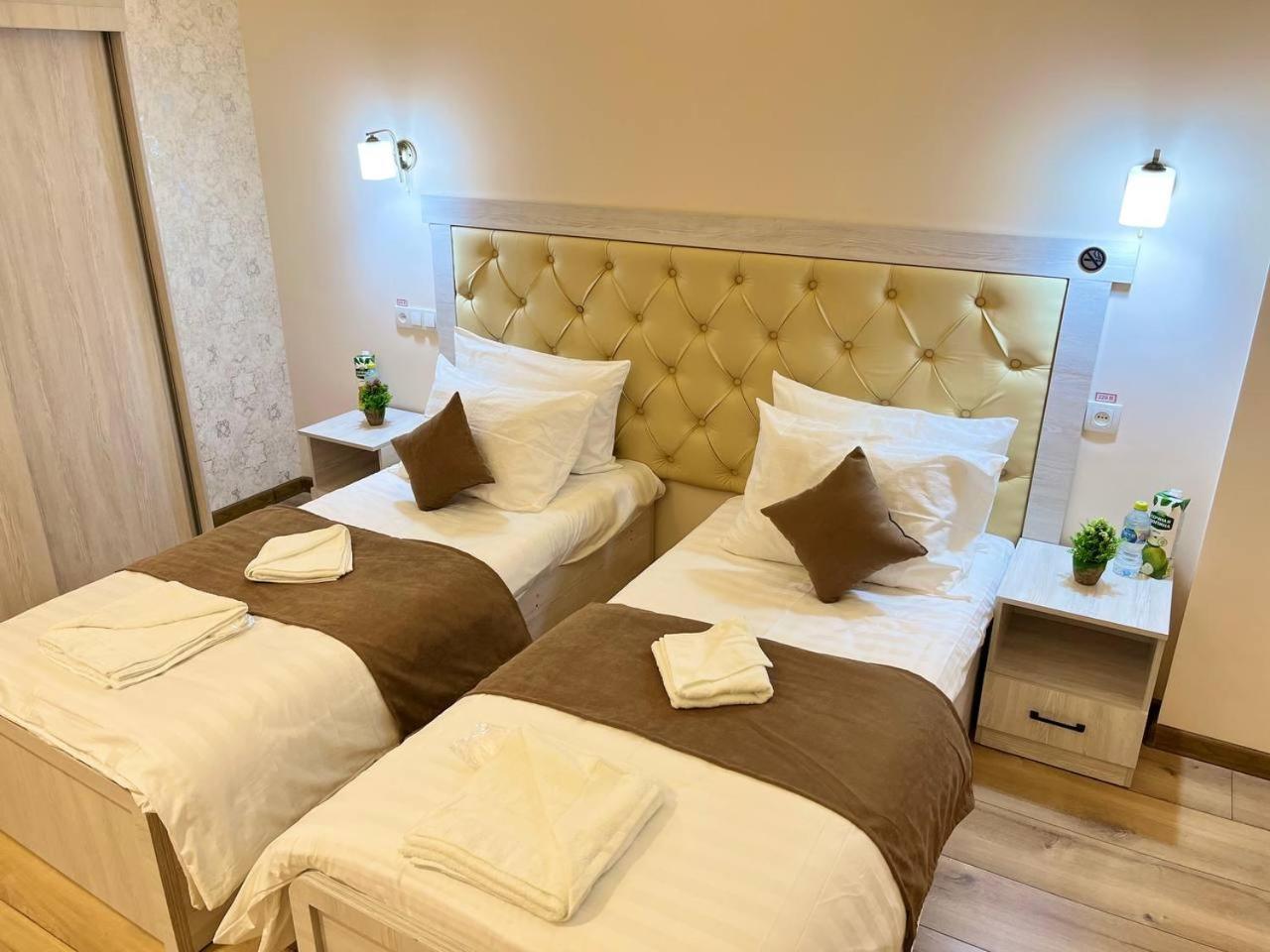 Aks Hotel Taszkent Zewnętrze zdjęcie