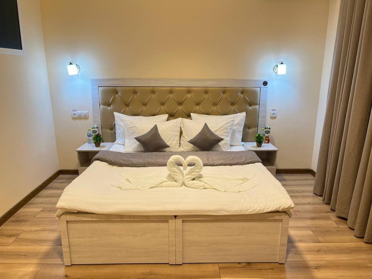 Aks Hotel Taszkent Zewnętrze zdjęcie