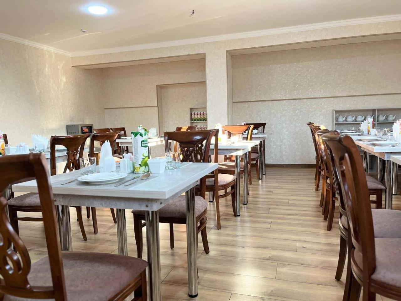 Aks Hotel Taszkent Zewnętrze zdjęcie
