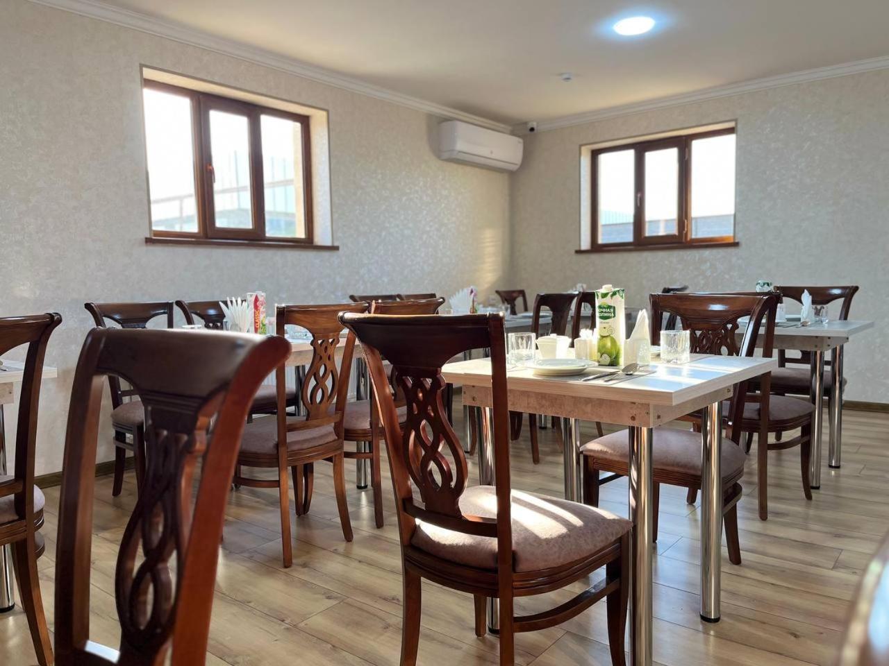 Aks Hotel Taszkent Zewnętrze zdjęcie